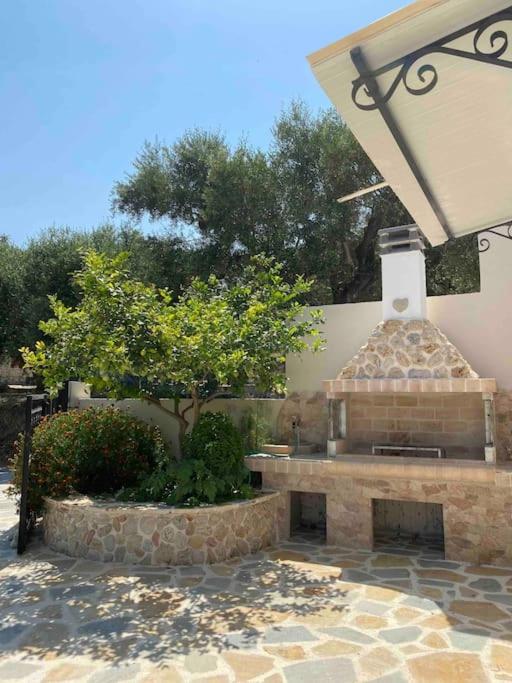 Villa Antonia Alykanas  Buitenkant foto